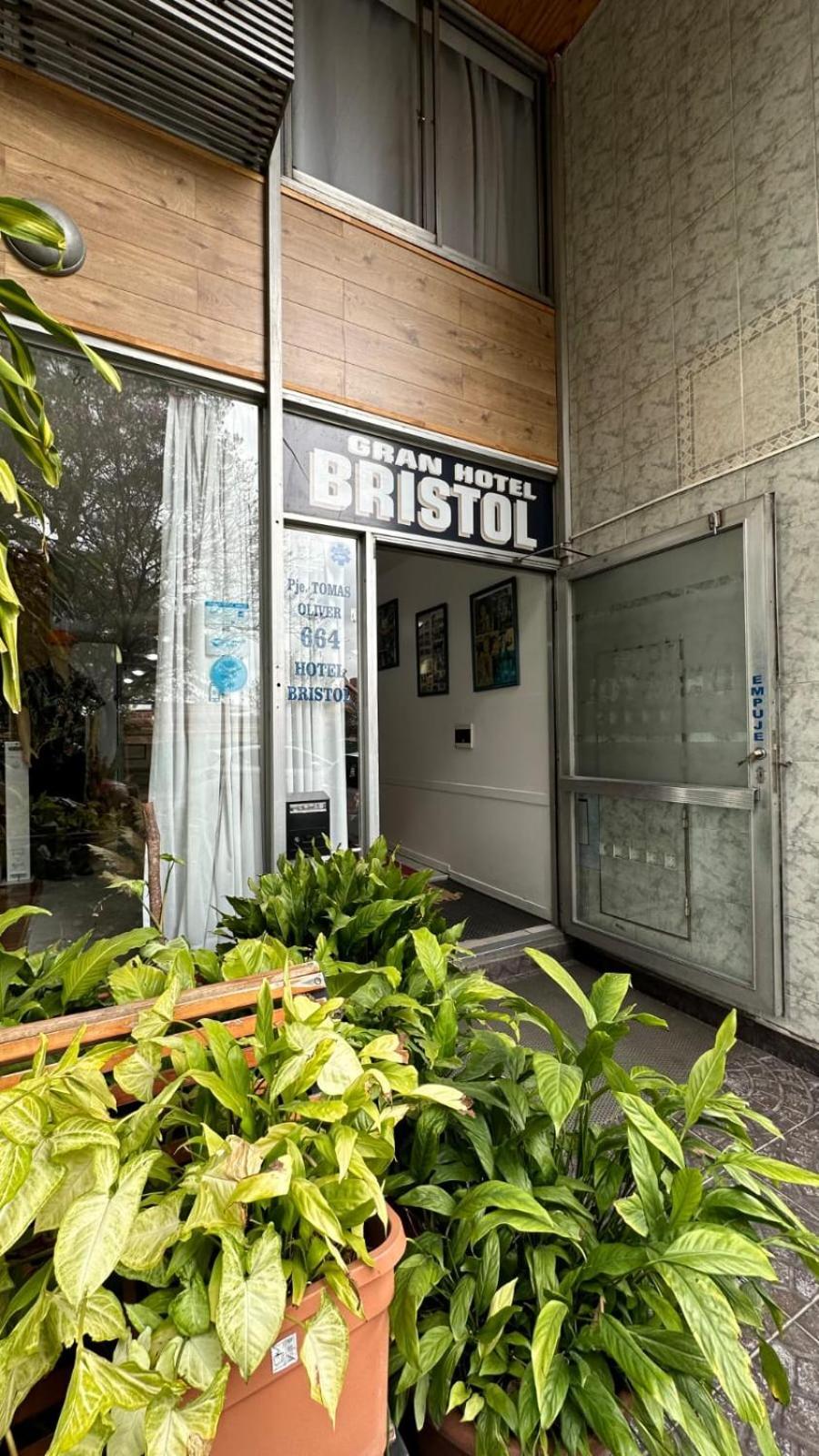 Hotel Bristol 코르도바 외부 사진